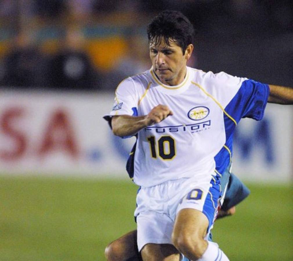 ¡EQUIPAZO! El histórico 11 ideal con los mejores legionarios de Honduras