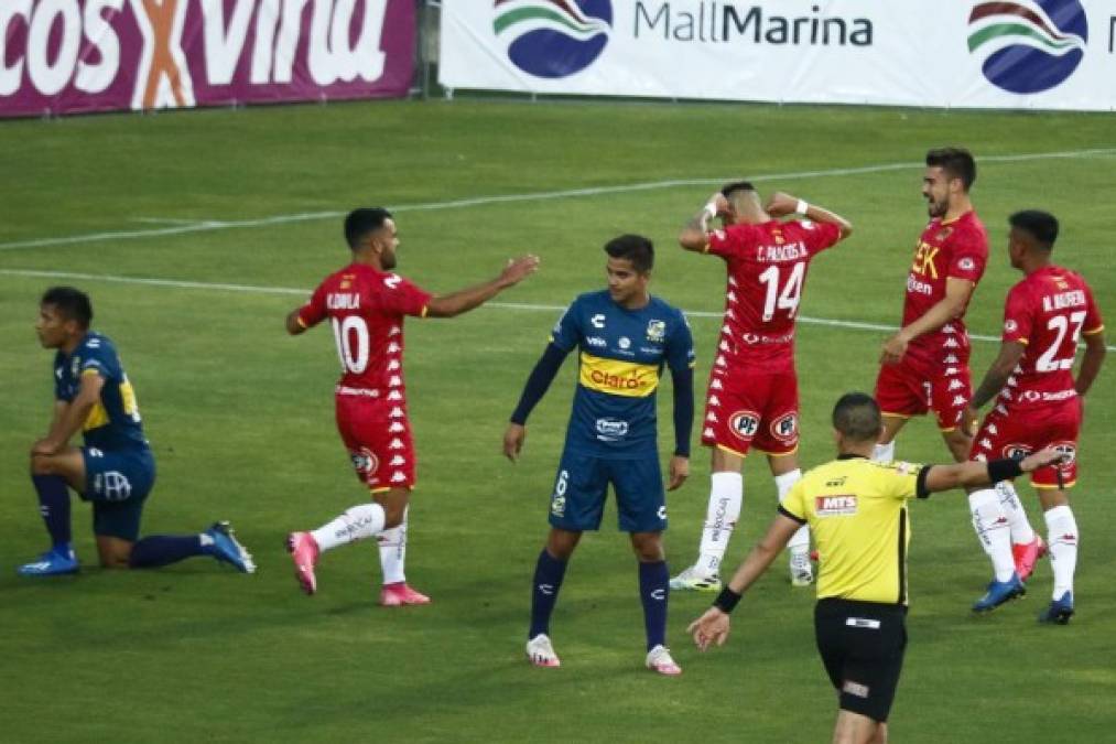 Denil Maldonado entró de cambio pero el Everton no la pasa nada bien en el fútbol de Chile