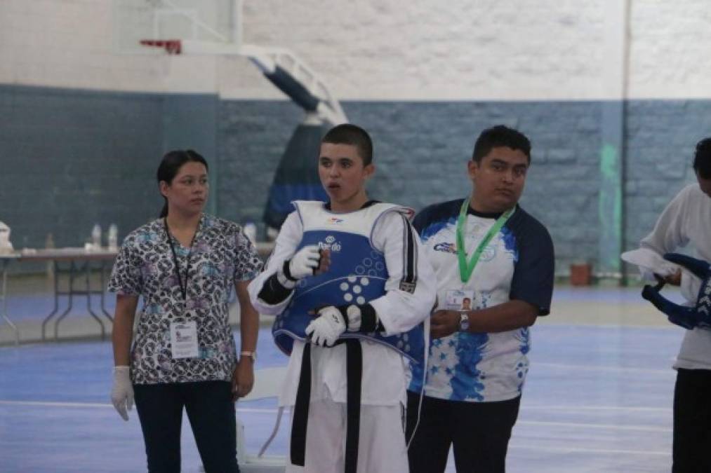 Honduras vuelve a bañarse de oro en el segundo día de los Juegos Codicader 2019