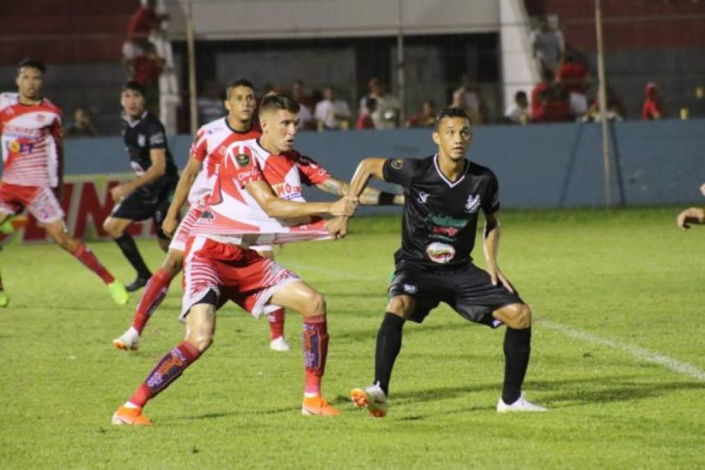 Vida y Platense empatan en una noche paupérrima por la jornada 11