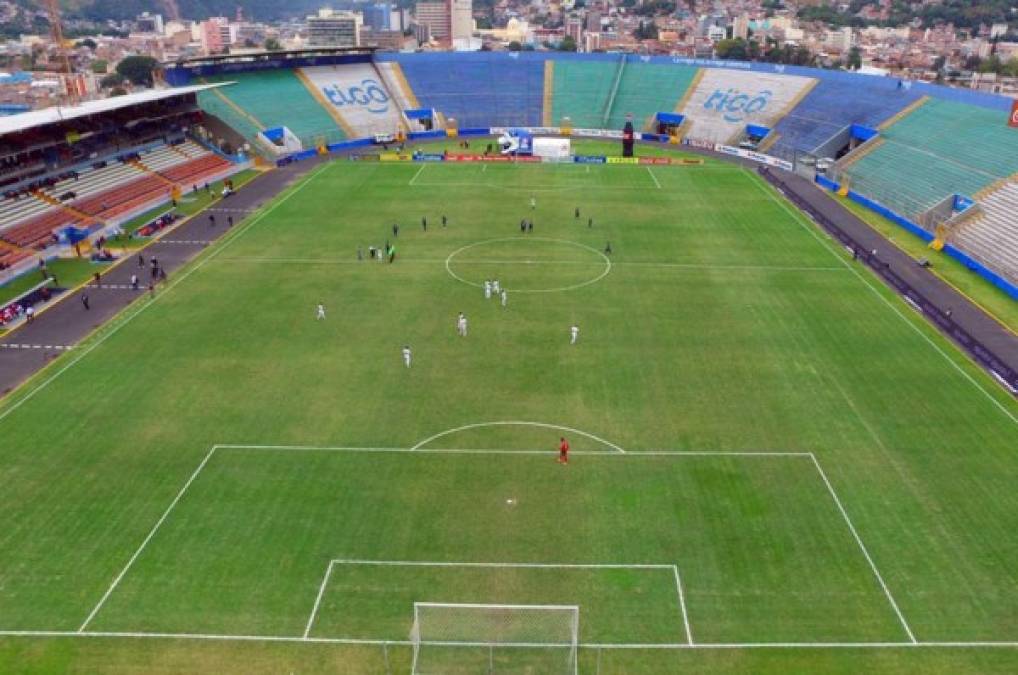 Realizan estudios para instalar grama híbrida en el estadio Nacional de Tegucigalpa