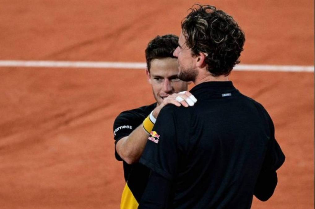 El argentino Diego Schwartzman vence a 5 sets a Dominic Thiem y clasifica a semifinales de Roland Garros