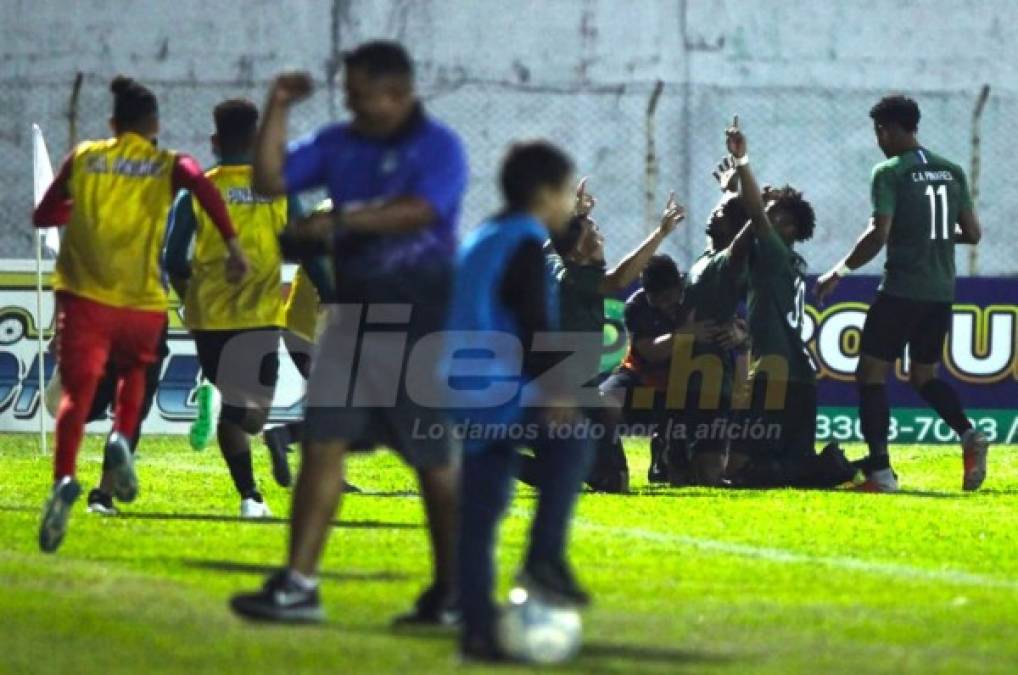¡Atlético Pinares pega primero y derrota a Santos en la final de ida del Ascenso en Honduras!