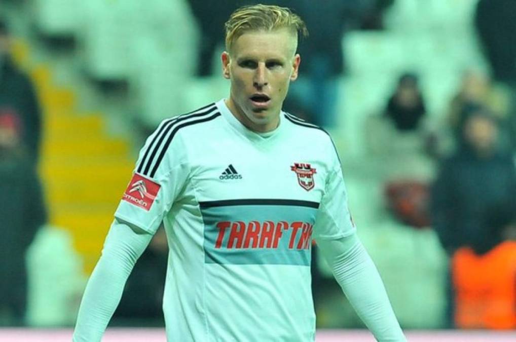 Encuentran muerto a un futbolista checo que jugaba en Turquía