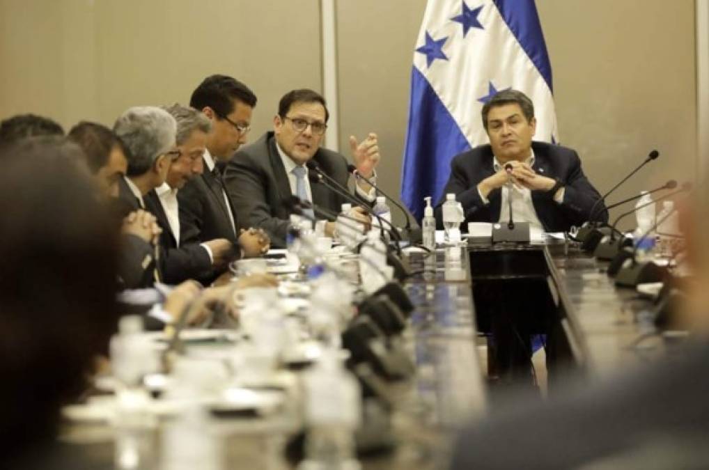 Gobierno de Honduras no piensa suspender o trasladar cobros de energía, agua y telecomunicaciones