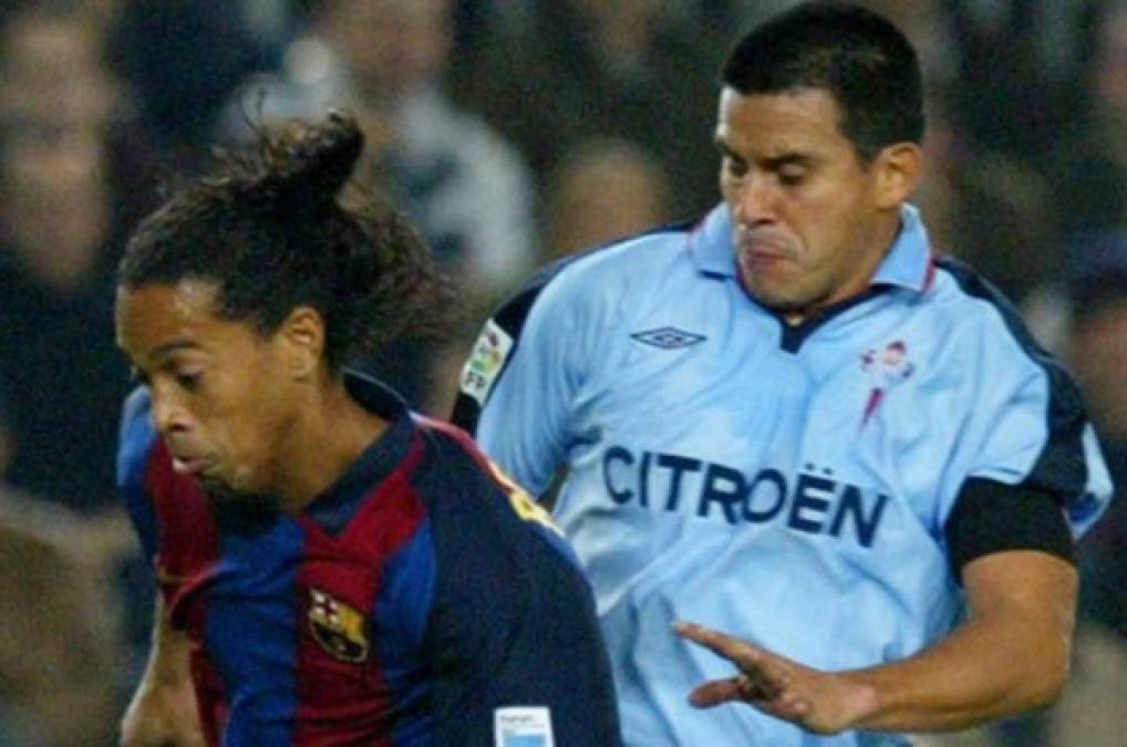 La épica respuesta de Ronaldinho al defensor que le ofrecieron 500 mil por sacarlo del partido: ''Si me agarras''