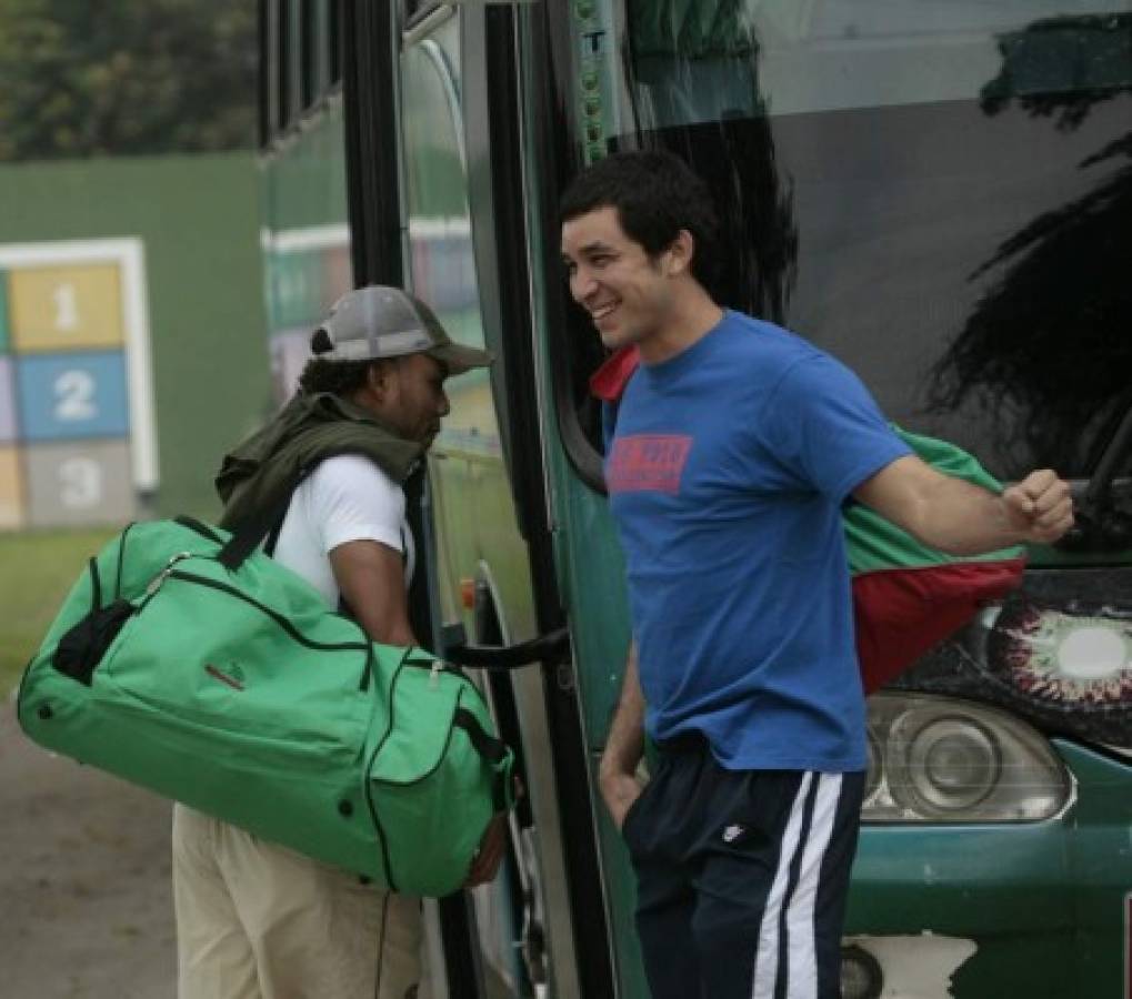 Un bimundialista mexicano en lista: Chelato Uclés y los grandes futbolistas a los que hizo debutar