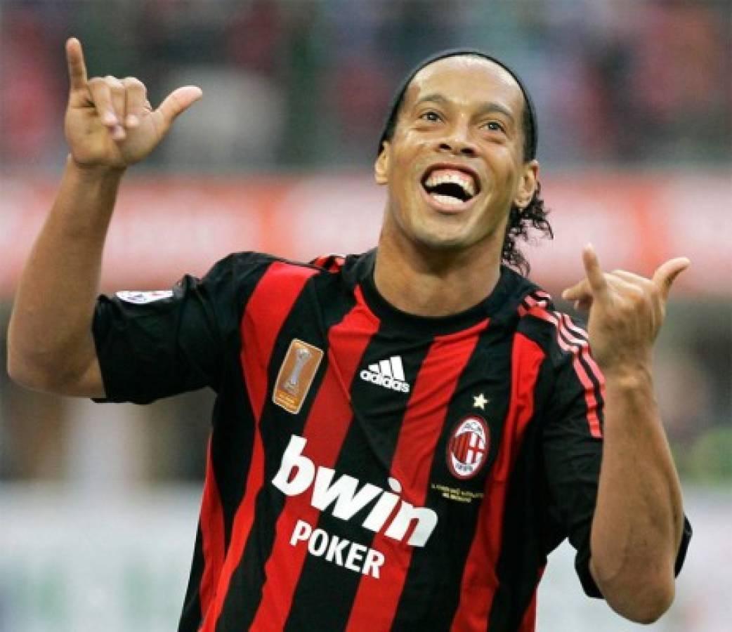 La larga carrera de Ronaldinho en imágenes