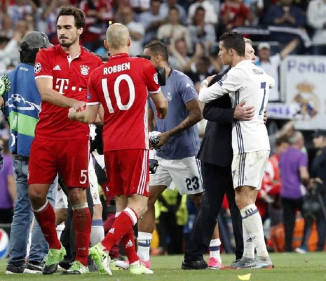Las imágenes que no se vieron por tv: La bronca de la barra del Bayern en el Bernabéu