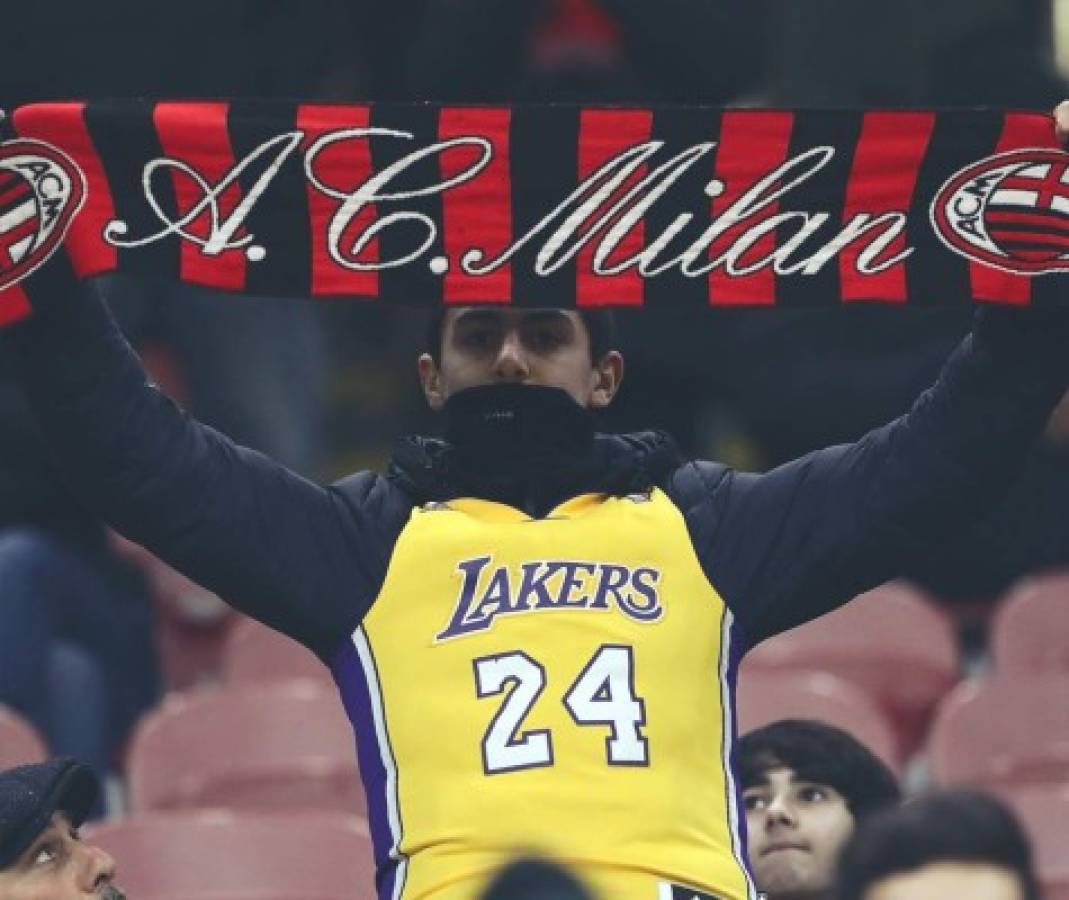 Así fue el emotivo homenaje que le hizo el AC Milan a Kobe Bryant en San Siro