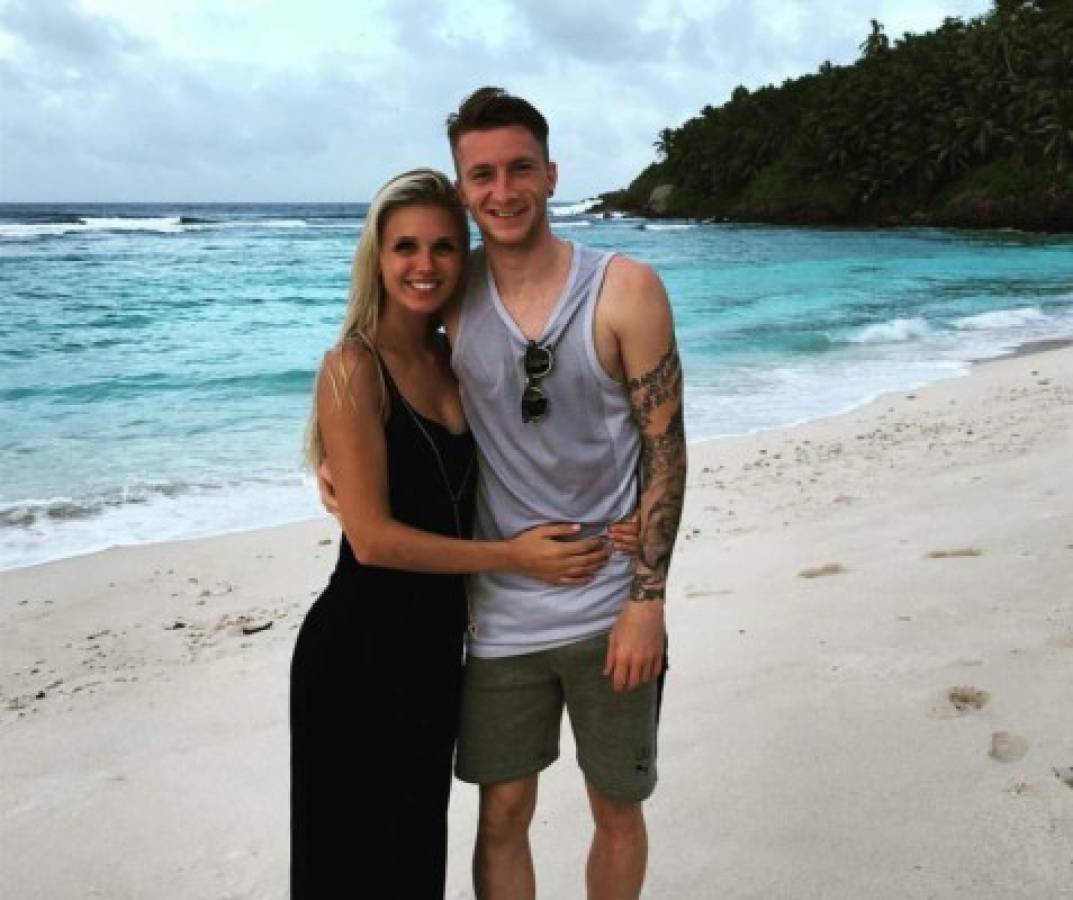 Demandan a novia de crack del Borussia Dortmund... ¡Por uso de Instagram!