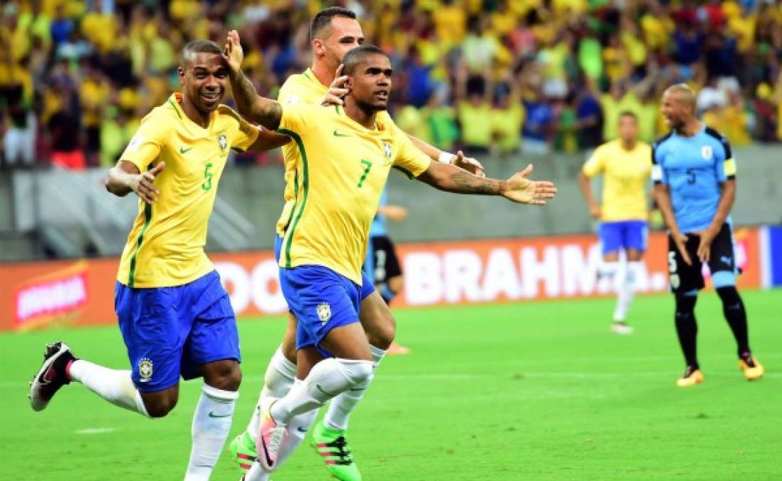 Uruguay sacó la garra y le arrebata un punto a Brasil en Recife