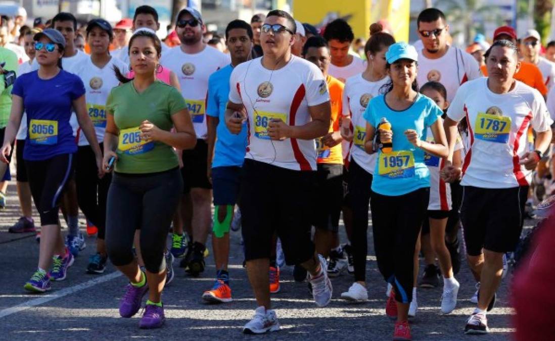 Masiva participación en la Maratón Internacional La Prensa