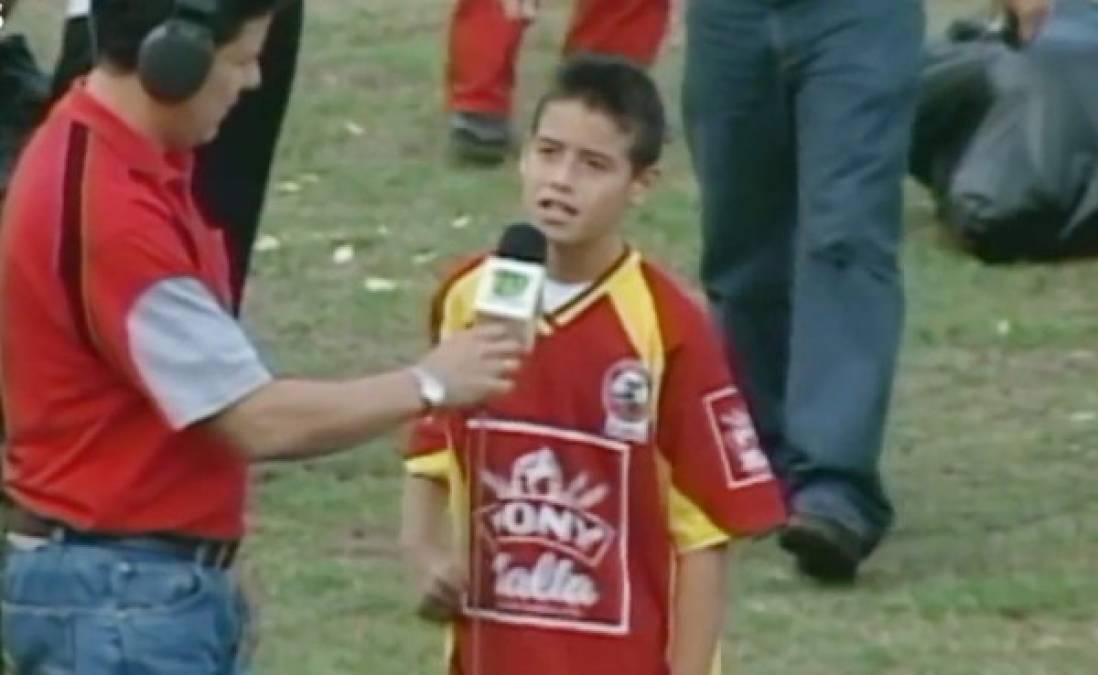 VIDEO: Con tan sólo 12 años, James ya brillaba en el fútbol