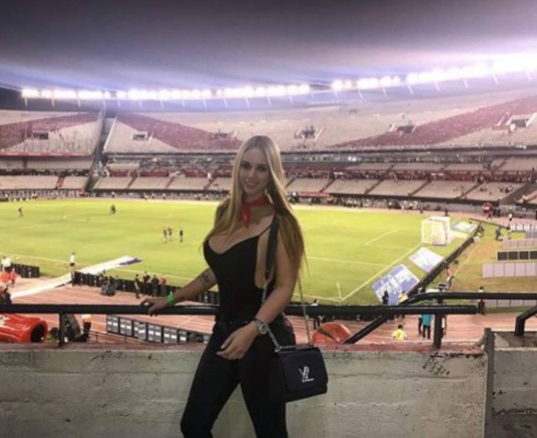 MUÑECA: Así es Daniela Rendón, la espectacular rubia y esposa de reconocido arquero