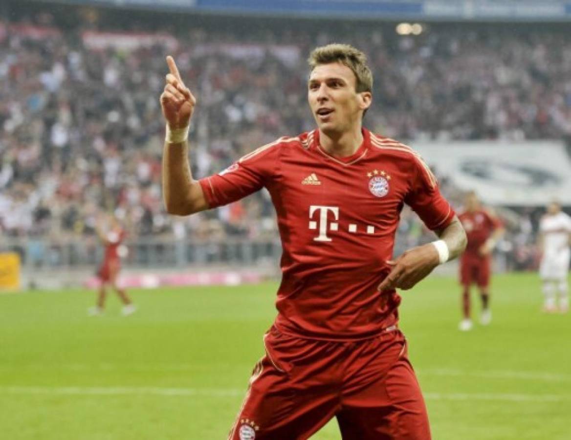 Una máquina de 'robar' jugadores: Bayern Munich y 13 fichajes para debilitar a rivales directos