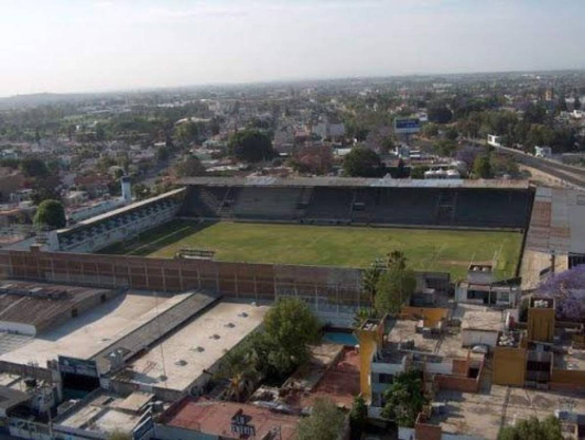 ¡Increíble! Grandes estadios que están totalmente abandonados