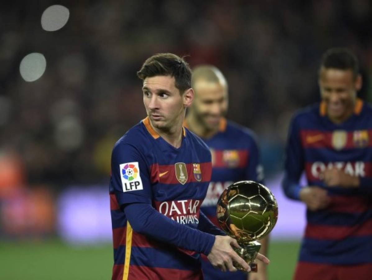 Así fue el homenaje del Camp Nou a Lionel Messi tras ganar su quinto Balón de Oro