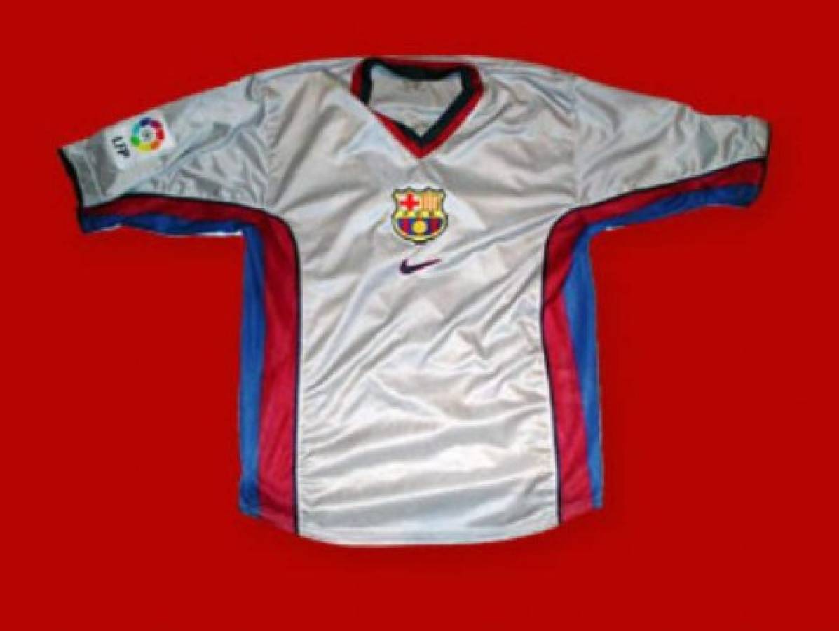 Los uniformes más feos en la historia del Real Madrid y Barcelona