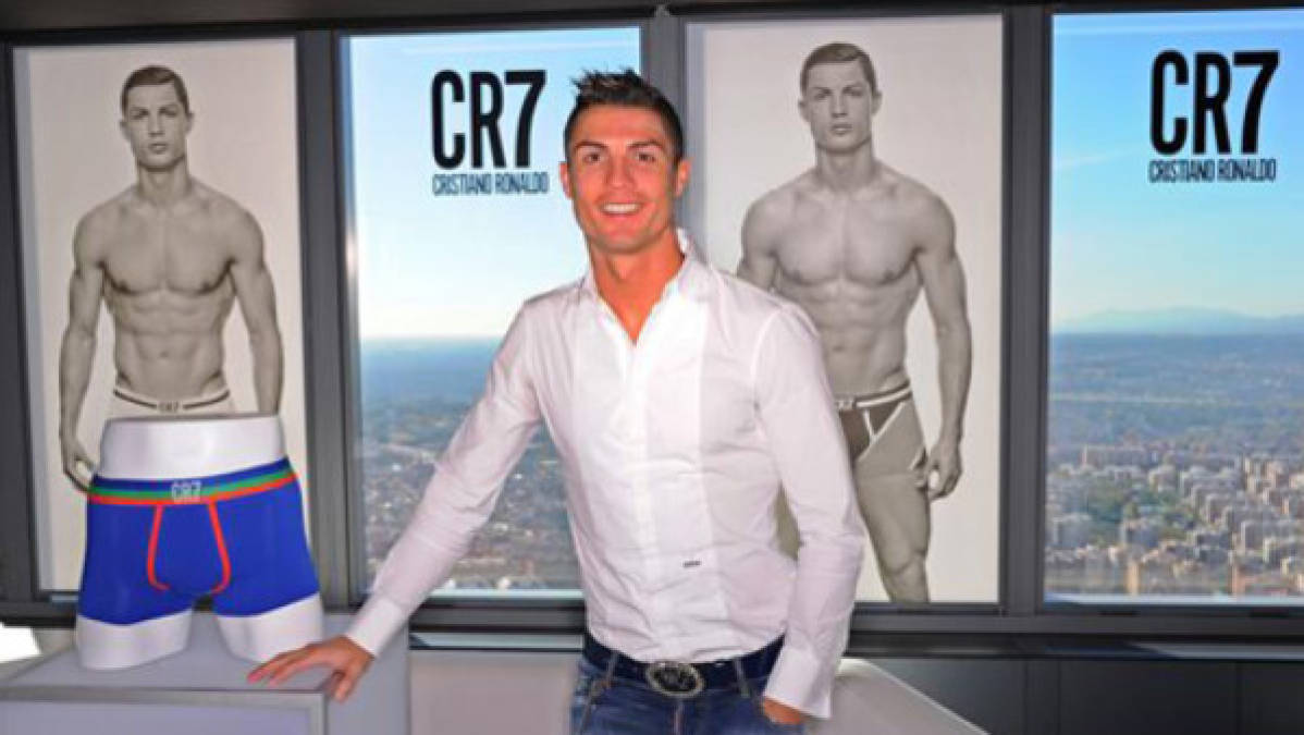 Cristiano Ronaldo lanzó su línea de calzoncillos y calcetines