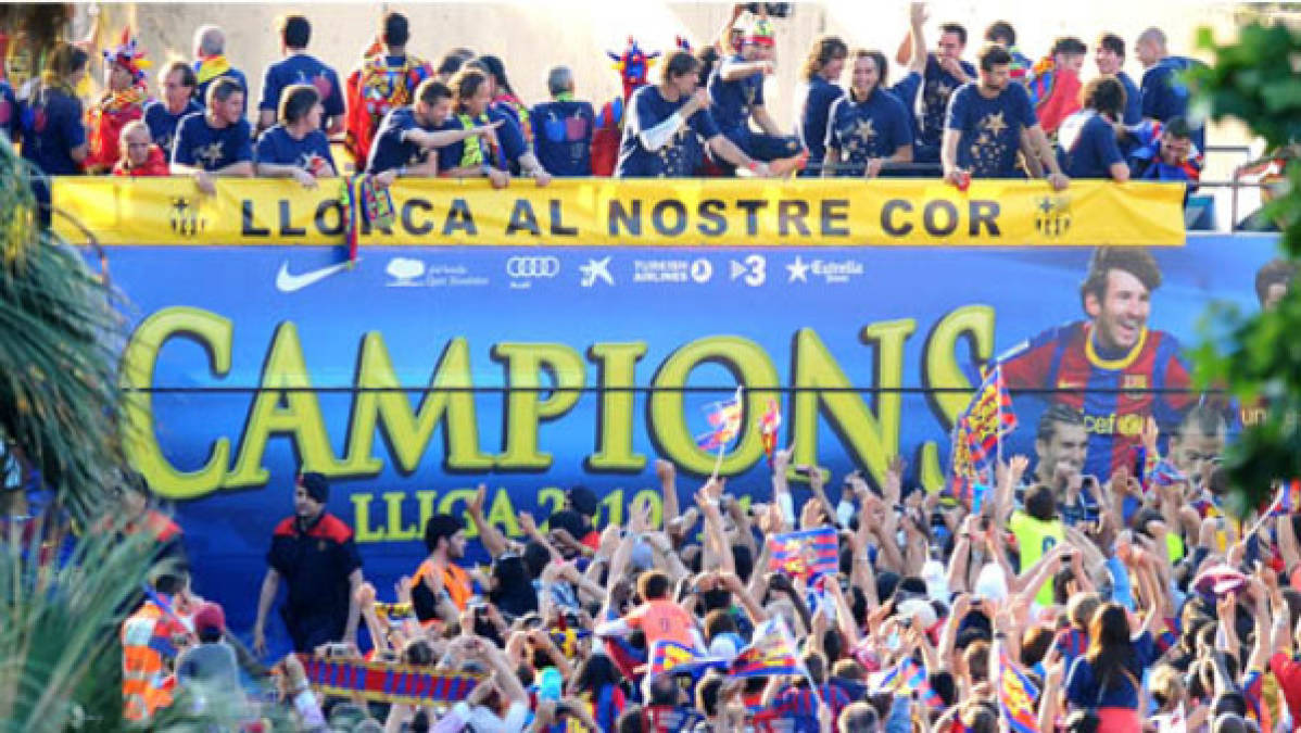 Barcelona celebra a lo grande el título