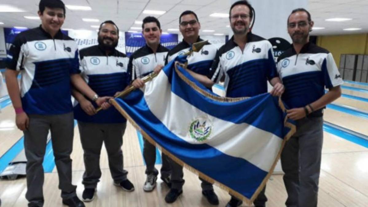 El bolichista salvadoreño que no irá a Juegos Panamericanos por un examen universitario