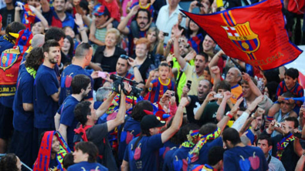 Barcelona celebra a lo grande el título