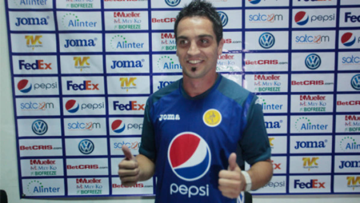 Motagua presenta a portero argentino Sebastián Portigliatti