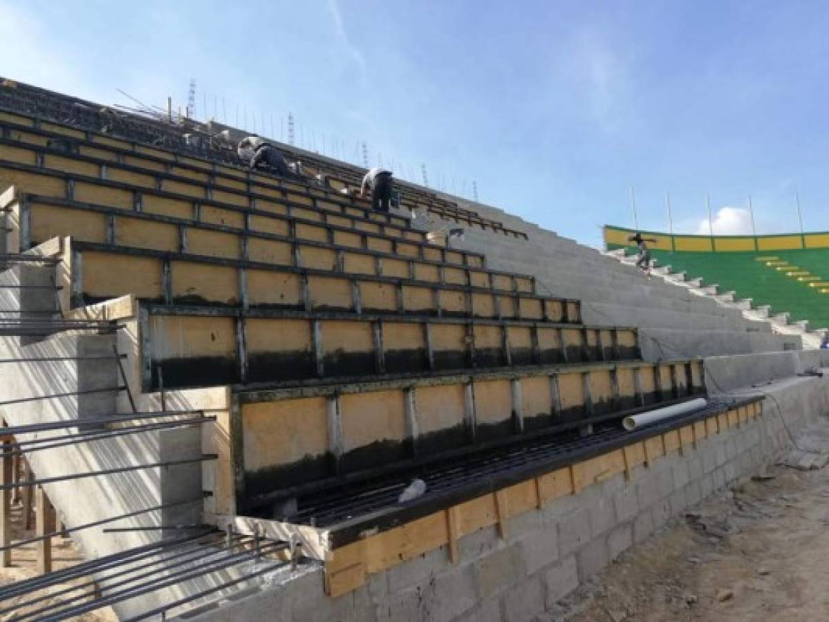 Fotos: Inicia la fundición de la grada de Silla y Palco del estadio del Parrillas One