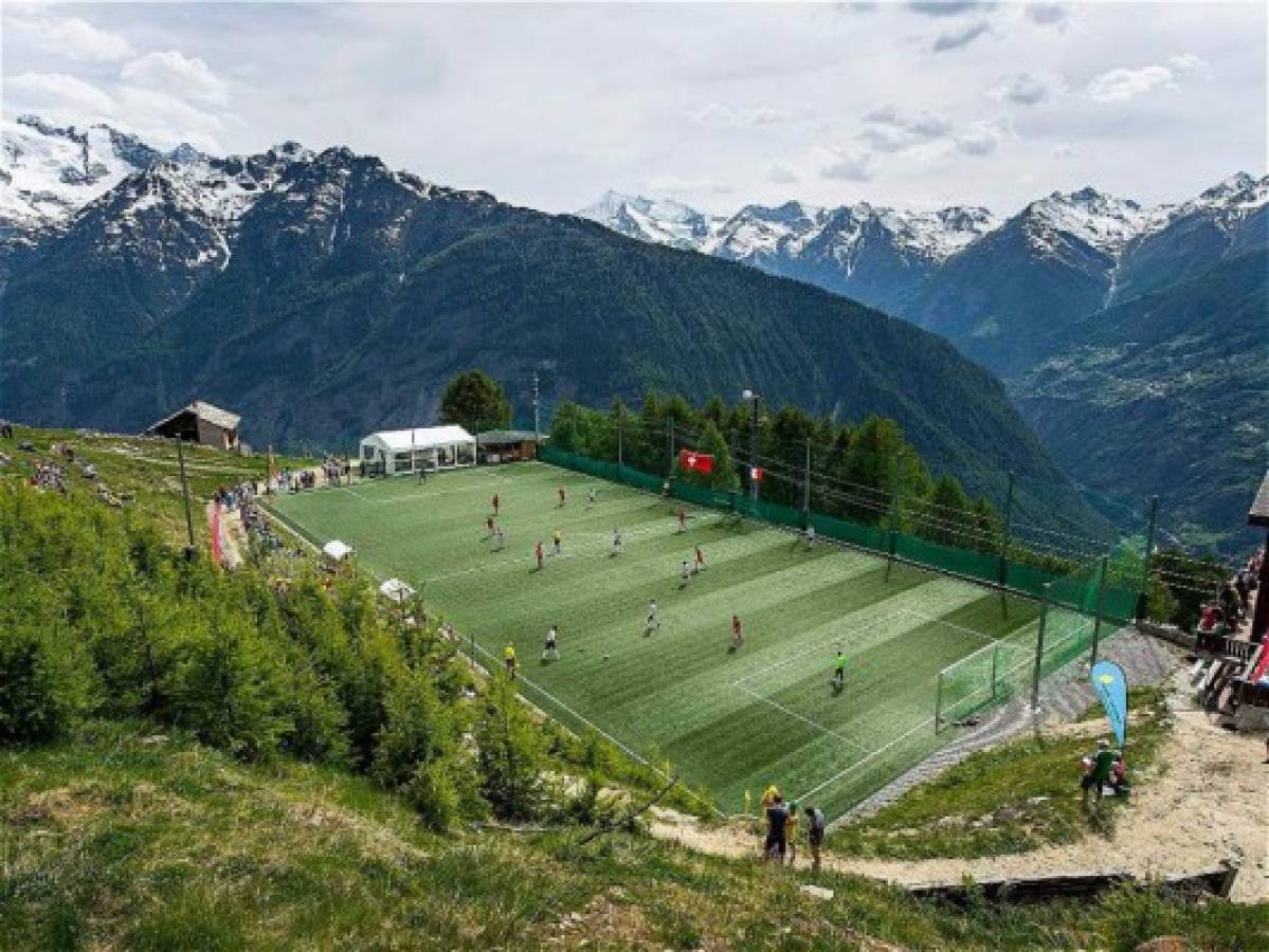 ¡Sorprendentes! Estos son los estadios más raros en todo el mundo