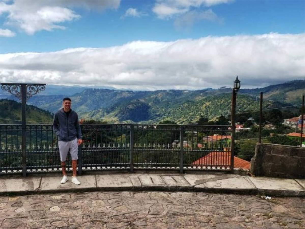 Fotos: Mathías Techera, el defensor uruguayo que se enamoró de Honduras y sus lugares turísticos