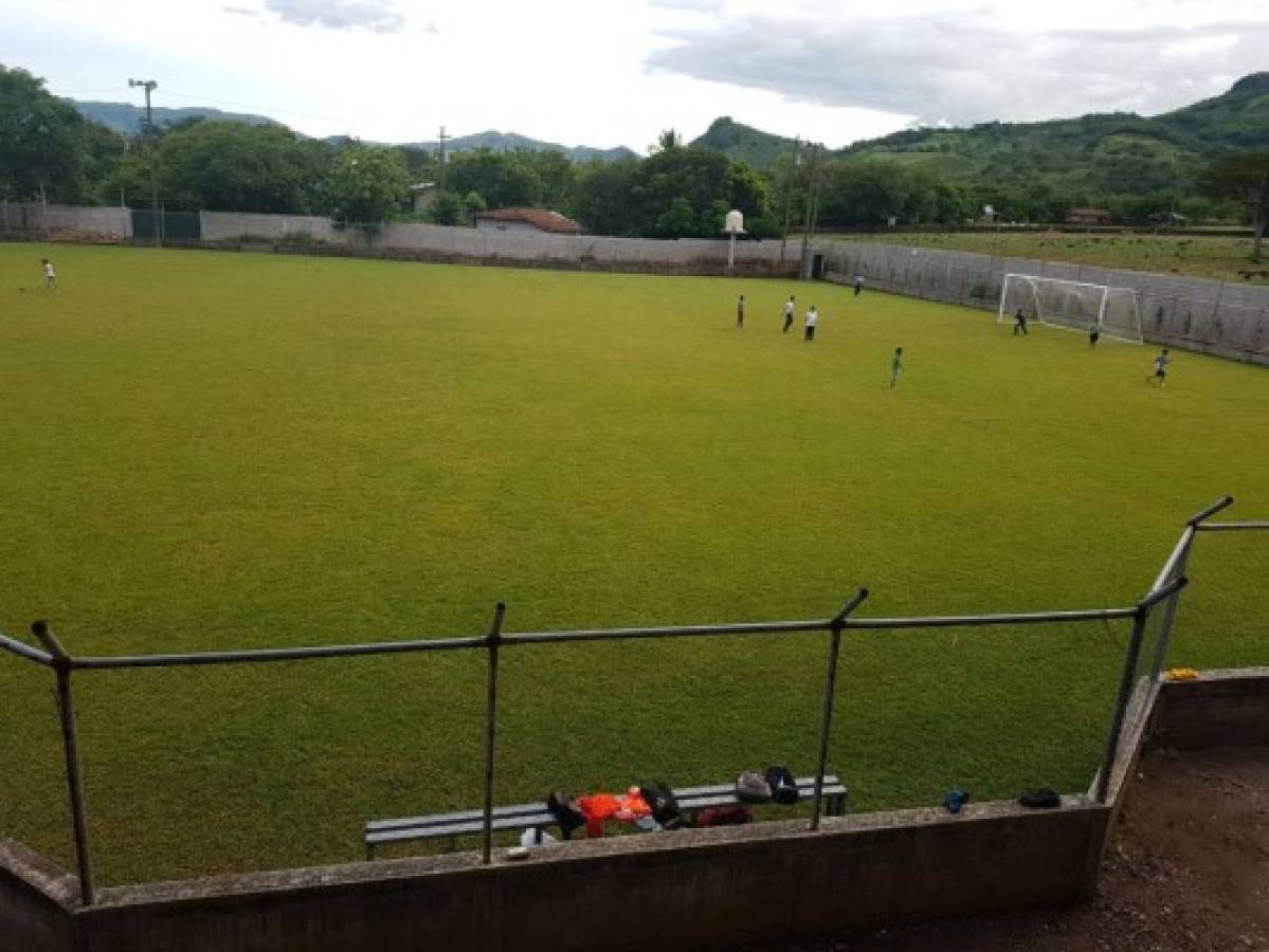 ¡Qué bonito! Así quedó el estadio de Orocuina que será estrenado este sábado