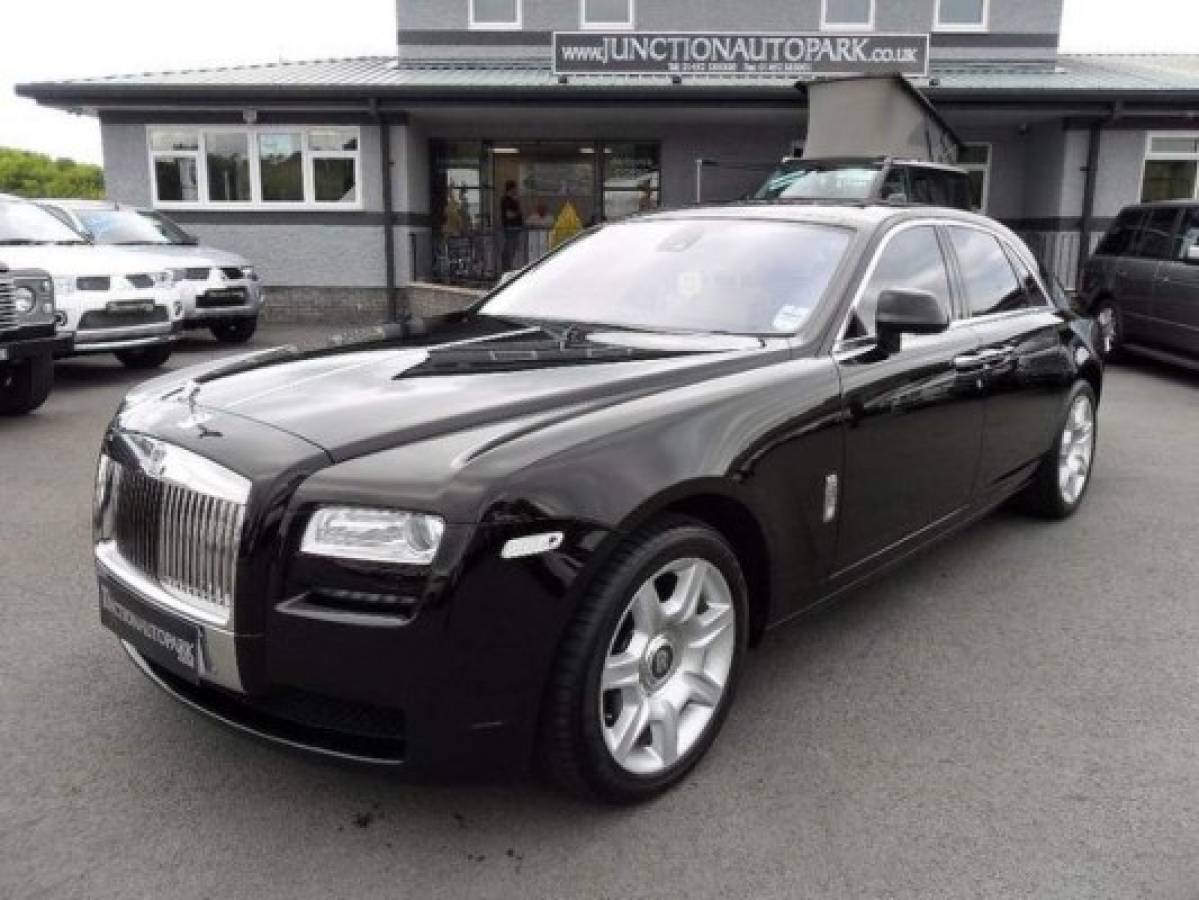 Así es el espectacular Rolls-Royce que puso a la venta Wilson Palacios
