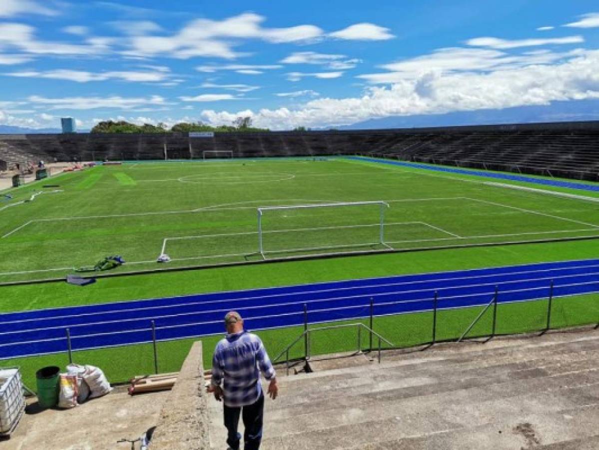 ¡Quedó espectacular¡ Autoridades entregan remodelado el estadio Roberto Suazo Córdoba de La Paz