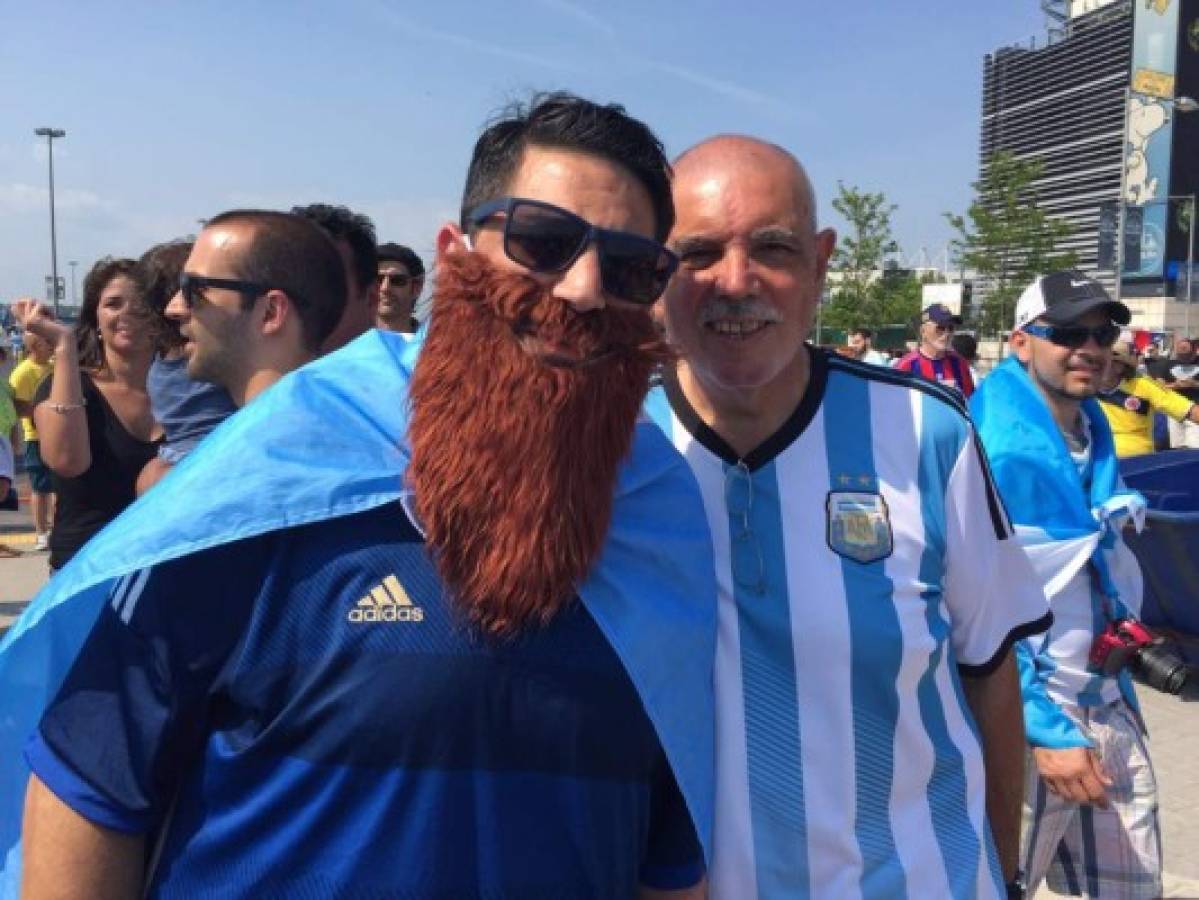 ¡Ambiente espectacular! de argentinos y chilenos previo a la final de la Copa América