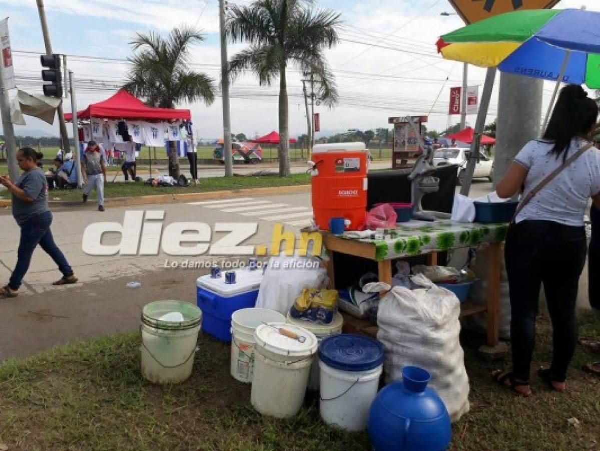 ¡CON AFICIÓN AUSTRALIANA! El ambientazo que se está viviendo en las afueras del estadio Olímpico