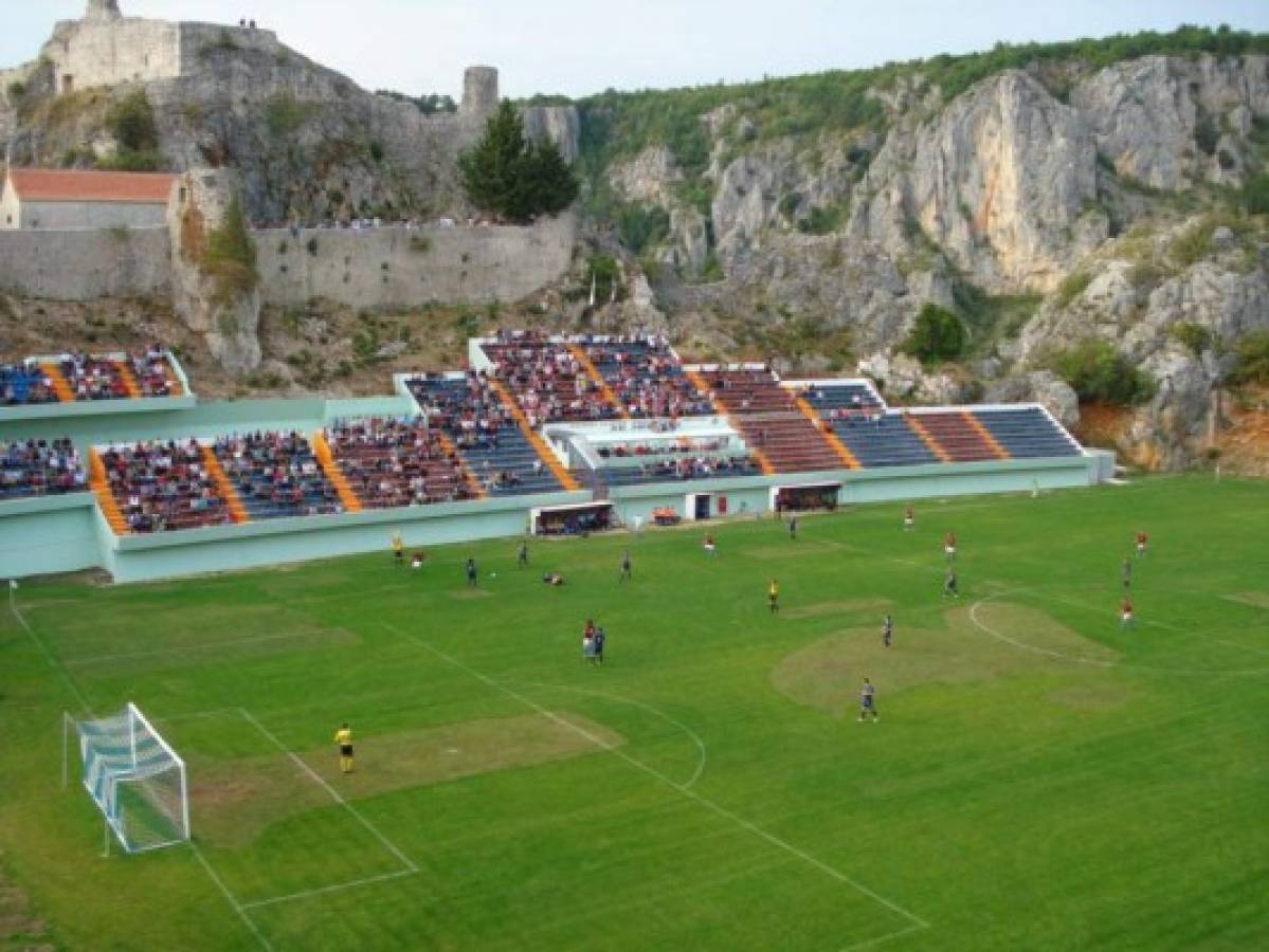 Los estadios más extraños del mundo