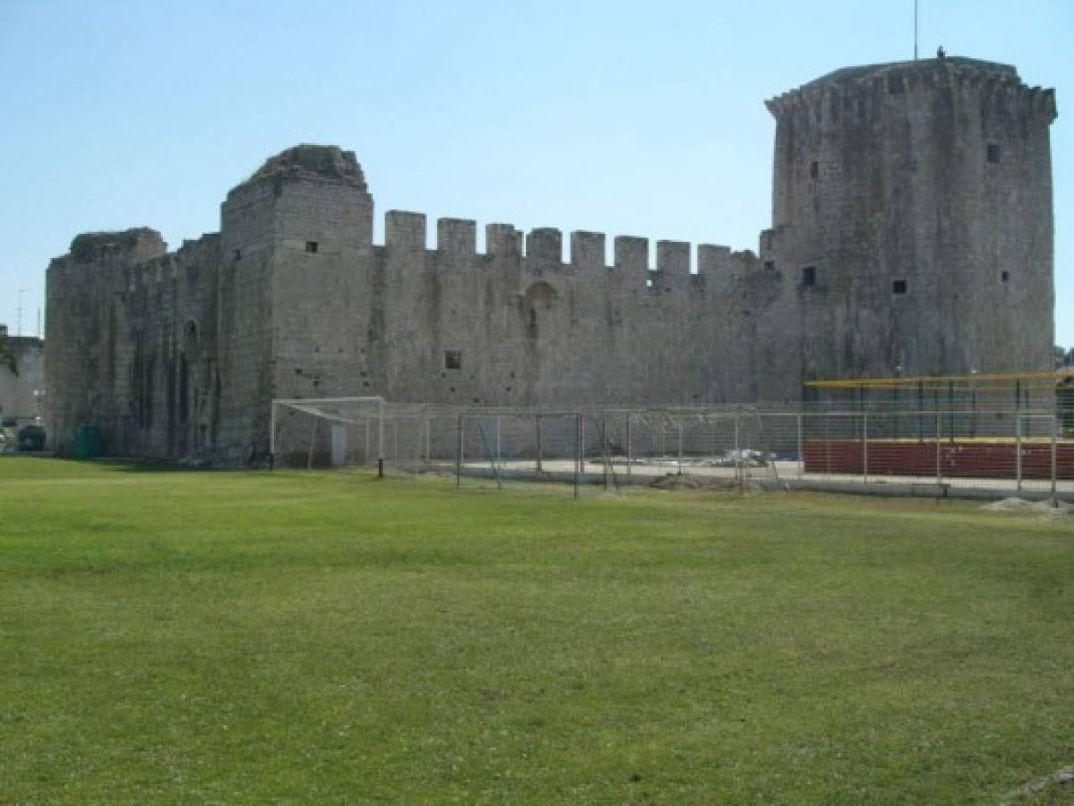 Los estadios más extraños del mundo