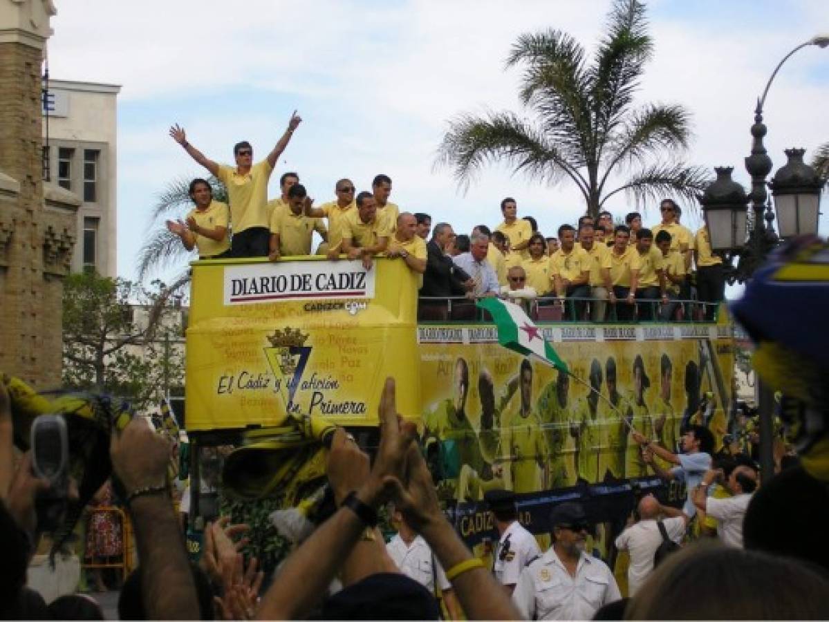 TOP: Las 12 cosas que debes saber sobre Cádiz, el club del Choco Lozano que está a punto de ser de primera