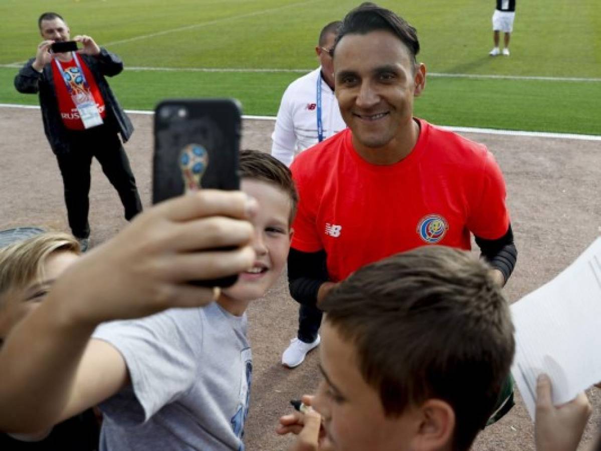 FOTOS: Keylor Navas causa furor en el primer entrenamiento de Costa Rica