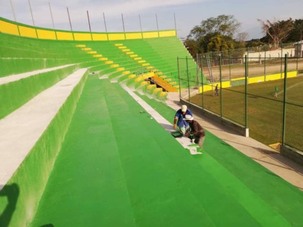 Fotos: Inicia la fundición de la grada de Silla y Palco del estadio del Parrillas One