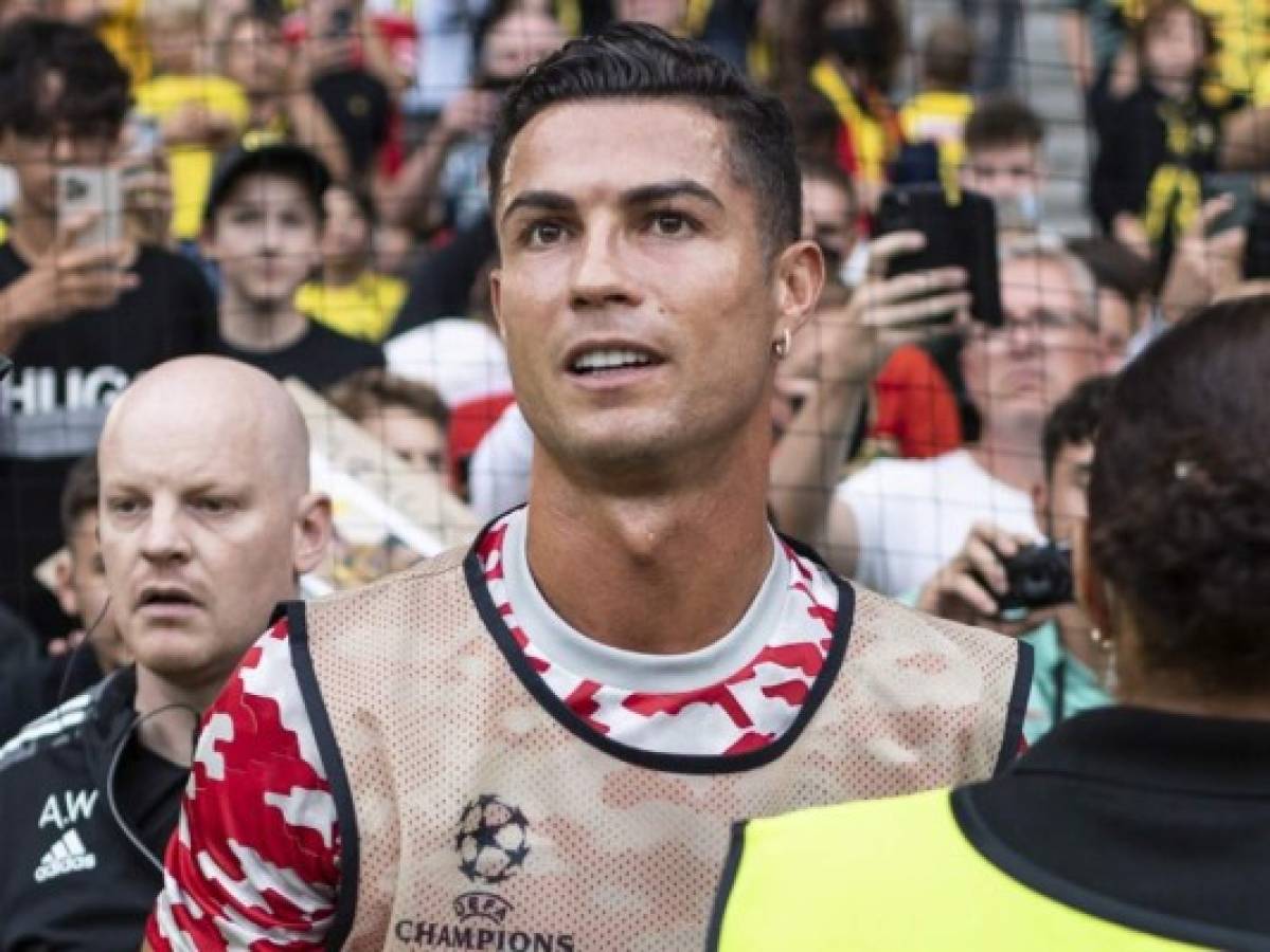Habló la mujer que quedó noqueada por un pelotazo de Cristiano Ronaldo y revela un viejo cruce: ''Me insultó''