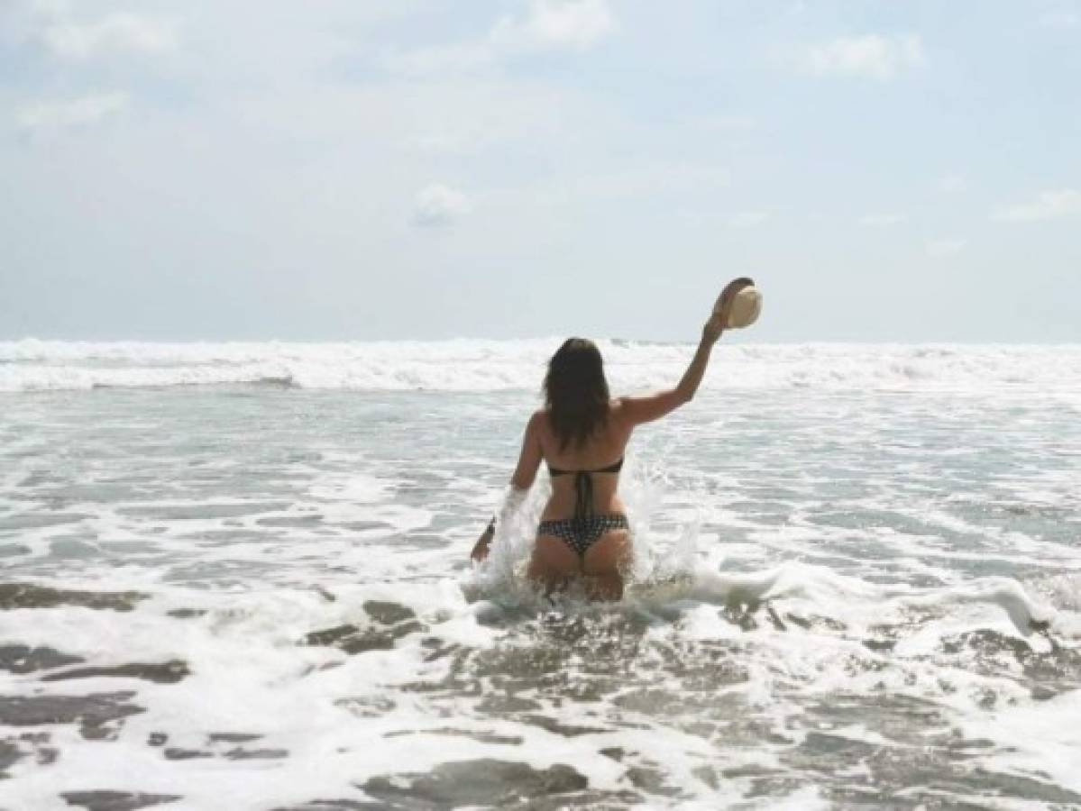 Las periodistas deportivas de Centroamérica que presumieron bikini en este verano
