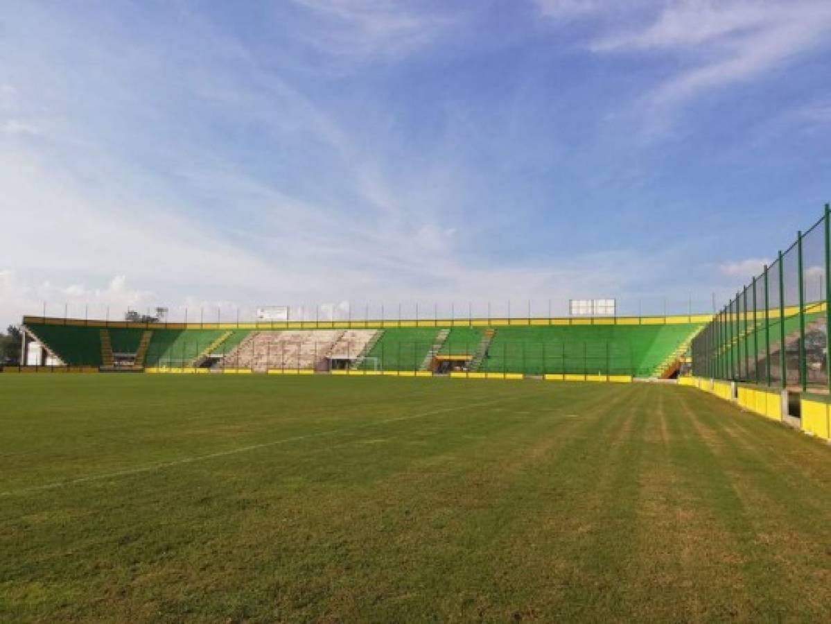 Fotos: Inicia la fundición de la grada de Silla y Palco del estadio del Parrillas One