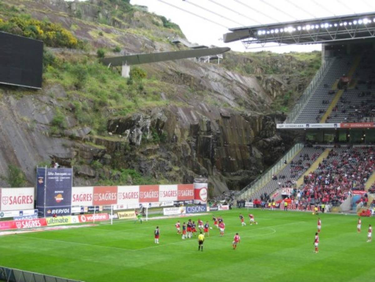 Los estadios de fútbol que sorprendieron al mundo con su espectacular diseño