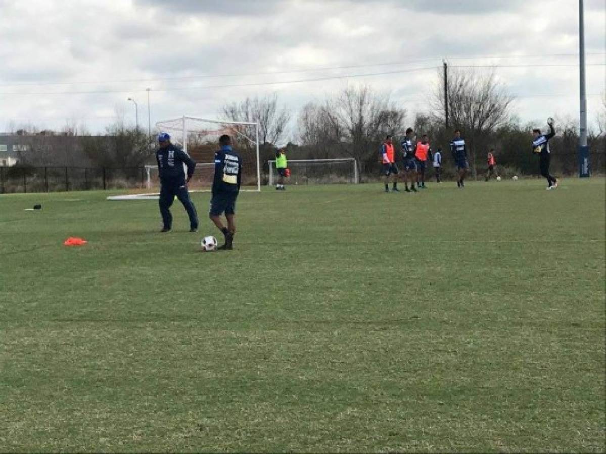 Selección de Honduras prepara su partido ante Jamaica