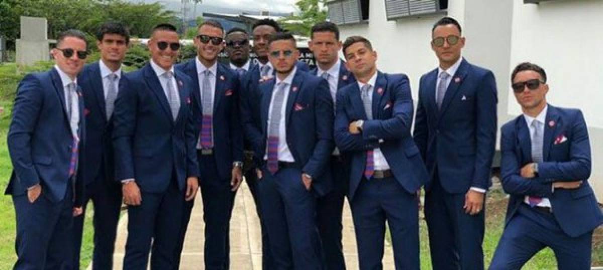 La selección de Costa Rica viaja a Inglaterra para ultimar su preparación