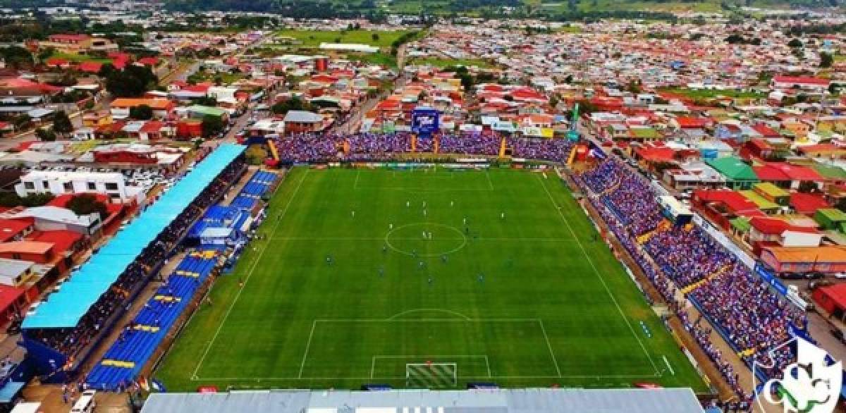 Los mejores estadios de los clubes centroamericanos