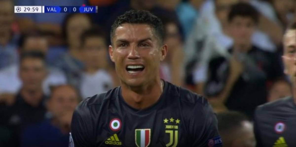 FOTOS: Cristiano Ronaldo se marcha del campo expulsado y llorando