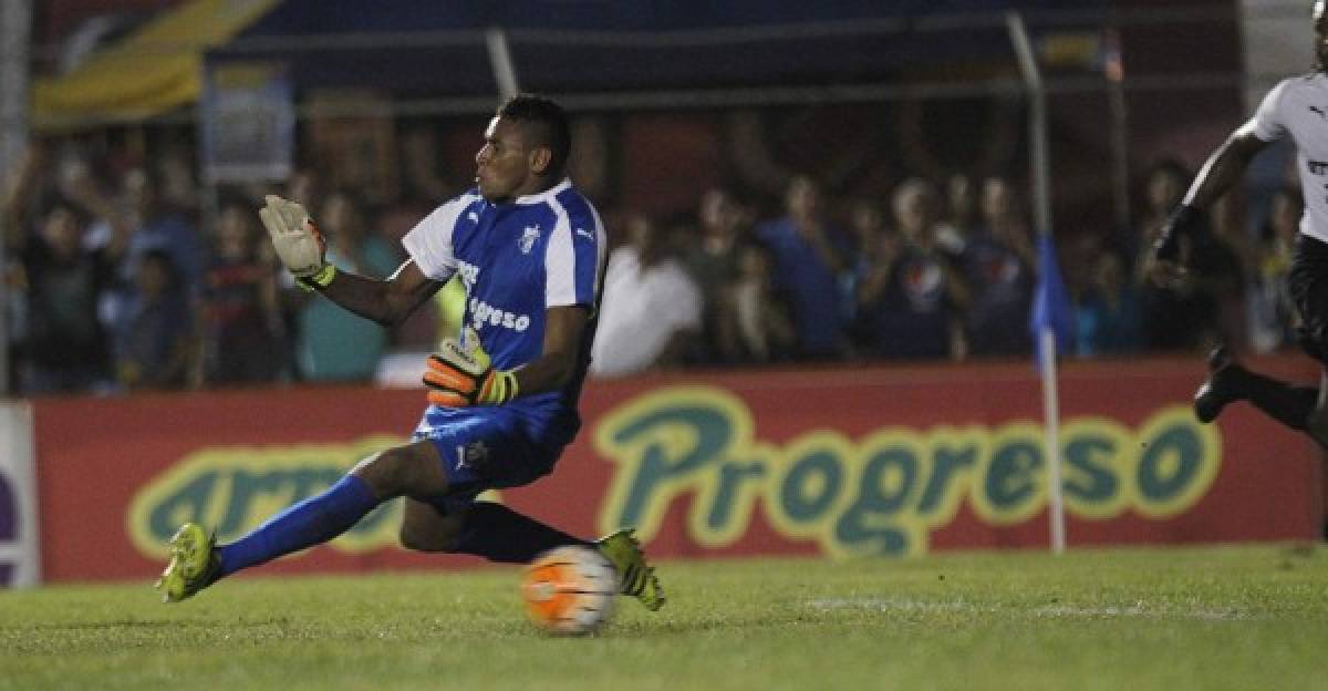 Un goleador y dos entrenadores se suman legión hondureña en Centroamérica